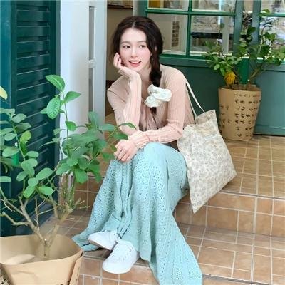 粉红色和铲子